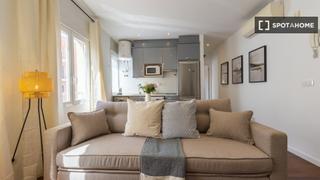 Miete Etagenwohnung in Ventas. Piso en alquiler de 1 dormitorio en quintana, madrid