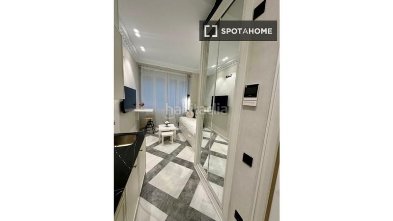 Foto a71b7939-db61-4c85-80e4-ccb074f47d7d. Alquiler piso estudio en alquiler en cortes, . en Madrid