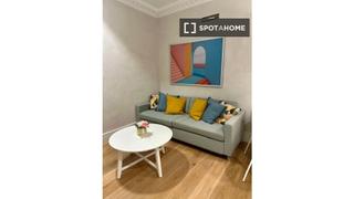 Lloguer Pis a Cortes-Huertas. Piso de 1 dormitorio en alquiler en cortes, madrid