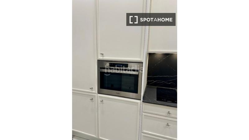 Foto dc505827-6e77-43d8-bd62-3eda73a12ba9. Alquiler piso estudio en alquiler en cortes, en Cortes-Huertas Madrid