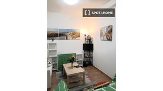 Lloguer Pis a Pacífico. Piso entero de 2 dormitorios en madrid.