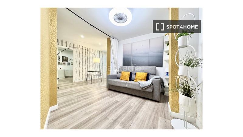 Foto 0ff0bf85-ae34-434d-8141-2a3a33b93c46. Alquiler piso apartamento de 1 dormitorio en alquiler en centro, . en Madrid