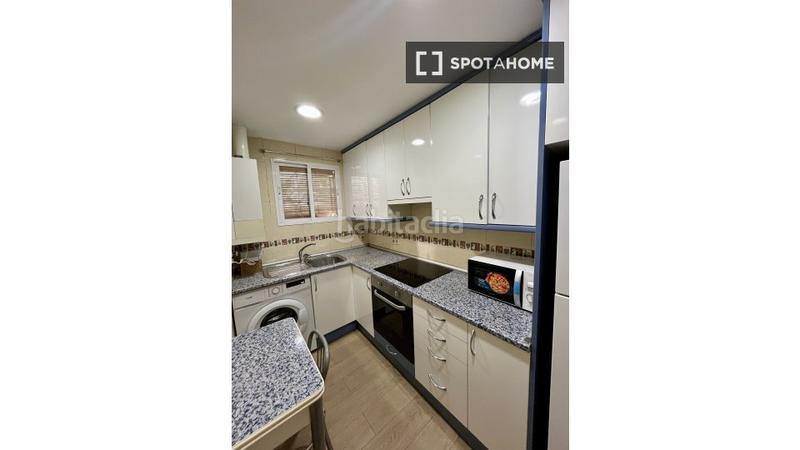 Foto c2f5a189-24cb-4a71-9be3-607e8d87074f. Alquiler piso  de 3 habitaciones en alquiler en Numancia, en Madrid