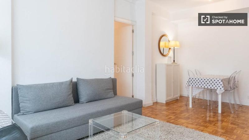 Foto f9715af4-a2f1-493d-aabb-2445cd88ba52. Alquiler piso  en alquiler en San Isidro, en San Isidro Madrid
