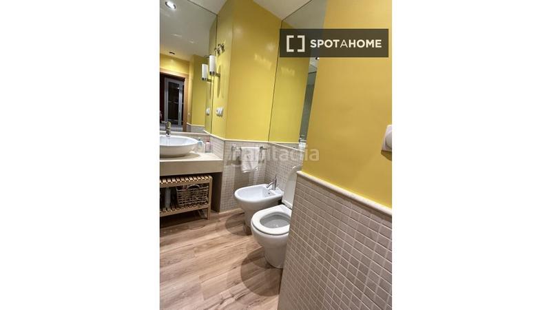 Foto cf615ccd-65ae-4cdc-a937-6474a2fe877d. Alquiler piso  entero de 2 habitaciones en el centro en Madrid