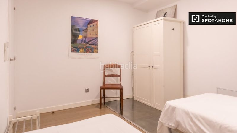 Foto 558abaaf-001c-4d02-bdff-d9a549318d83. Rent flat with heating in Embajadores-Lavapiés Madrid