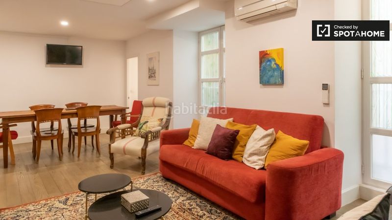 Foto 670b6a90-8d87-48ef-a51d-452cd4e88c78. Rent flat with heating in Embajadores-Lavapiés Madrid