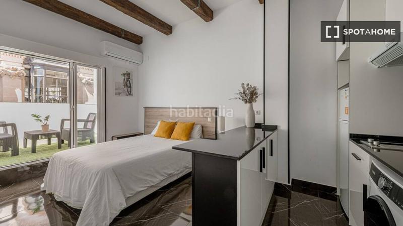 Foto adf6ae50-c7bb-4b18-b793-2eb906966d32. Alquiler piso estudio en Sol Madrid