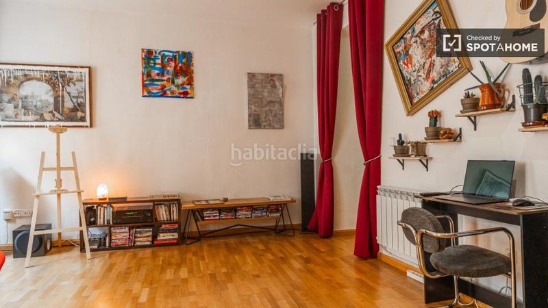 Foto 3ec2ece9-ac8e-4a6a-9705-df073c347419. Rent flat with heating in Embajadores-Lavapiés Madrid
