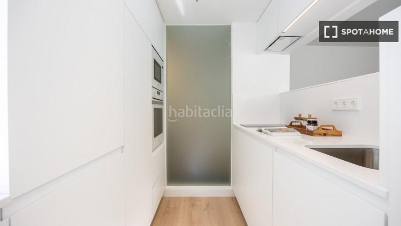 Foto 2b63f0d4-a568-480d-b828-338fc6046845. Alquiler piso estudio en alquiler en cuatro caminos, . en Madrid