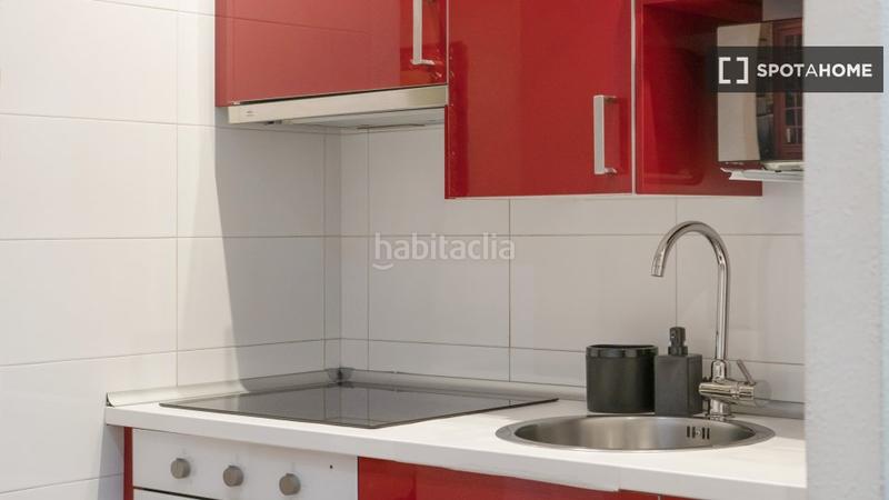 Foto 262553ea-5cc6-412d-ac03-c284c6963cfc. Miete etagenwohnung mit heizung in Sol Madrid