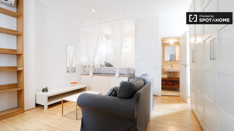 Foto cb5e5a74-9ecc-40b3-8651-0e548a2d36a7. Alquiler piso estudio en alquiler en Goya, en Goya Madrid
