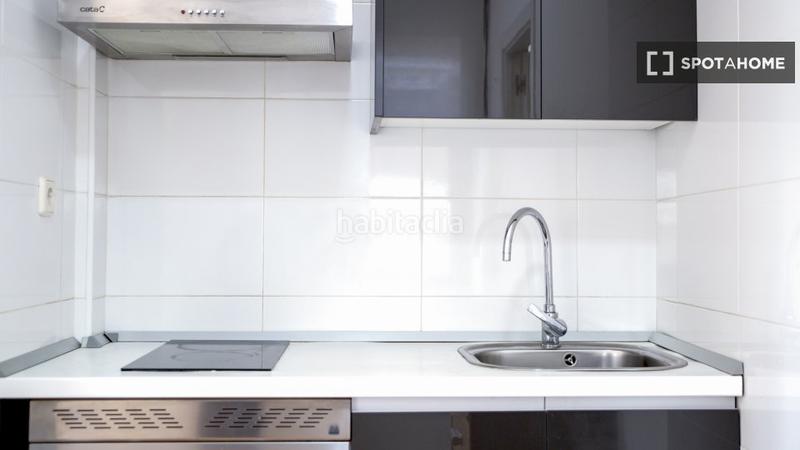 Foto d345fc8c-907f-4d09-aa1c-755cbfcd86a3. Location appartement avec chauffage dans Sol Madrid