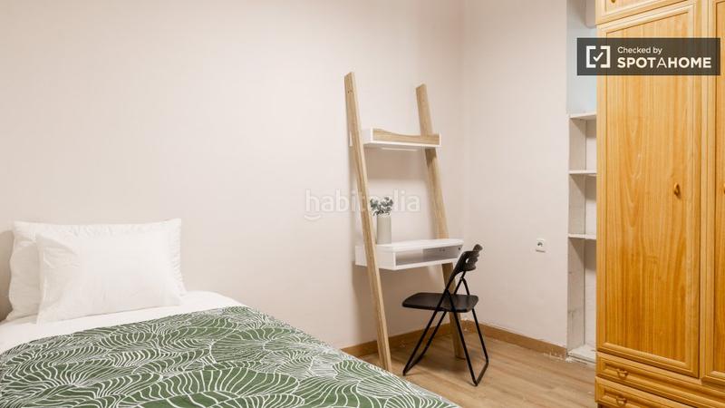 Foto a51d4587-3df8-41ae-95b6-f4c94bb8cc9e. Rent flat with heating in Palos de Moguer Madrid