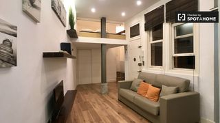 Location Appartement à Cortes-Huertas. Estudio en alquiler en cortes, madrid