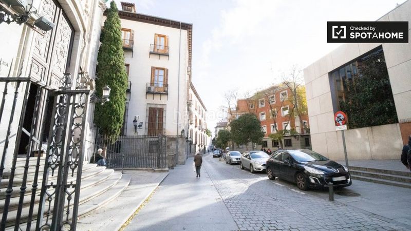 Foto 4f5a1e76-d933-4266-916c-1986b47058f0. Rent flat with heating in Palacio Madrid