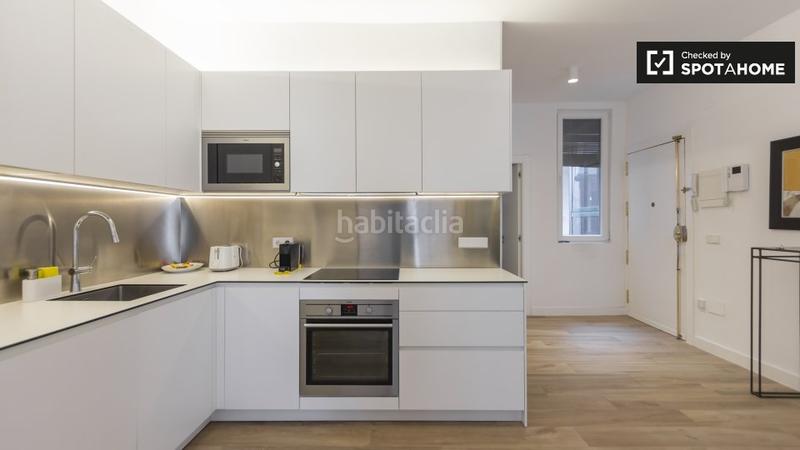 Foto 9b71f1c4-5a2a-4e10-b230-3c43f78b50d5. Alquiler piso apartamento de 1 dormitorio en alquiler en malasaña, en Madrid