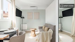 Miete Etagenwohnung in San Juan Bautista. Estudio en alquiler en san juan bautista, madrid