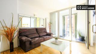 Affitto Appartamento in Embajadores-Lavapiés. Amplio apartamento de 2 dormitorios en alquiler en centro, madri