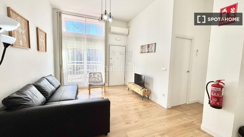 Foto b3eeddfd-d3aa-4c87-81f4-614edc3bcf5a. Alquiler piso estudio en alquiler en Las Águilas, en Madrid