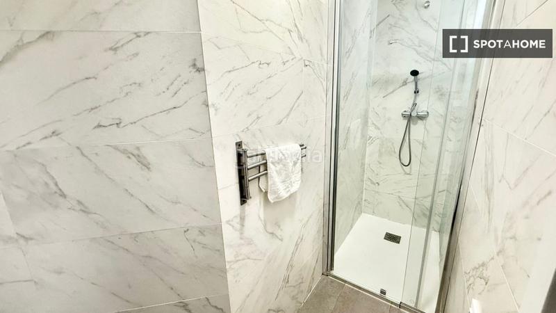 Foto fe0da1f1-6e5a-4d14-9a62-b1047962e50a. Rent flat with heating in Las Águilas Madrid