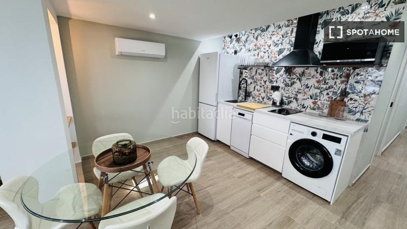 Foto 86c24ef0-894a-439e-a167-5fd0f101e174. Alquiler piso apartamento de 2 dormitorios en alquiler en valverde, . en Madrid