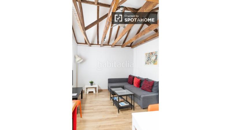 Foto 618f1b17-3713-4590-a1b2-967b05b30e9b. Rent flat with heating in Embajadores-Lavapiés Madrid