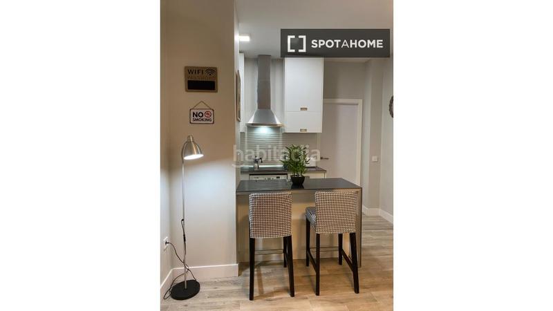 Foto 84bba979-5d45-45dc-a534-9472ed3e4d01. Rent flat with heating in Vista Alegre Madrid