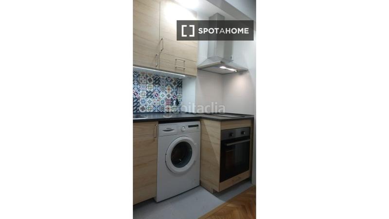 Foto 9b24f2bf-a2fb-4f1b-9593-0d744a0e3b23. Alquiler piso  de 1 dormitorio en alquiler en El Viso, . en Madrid