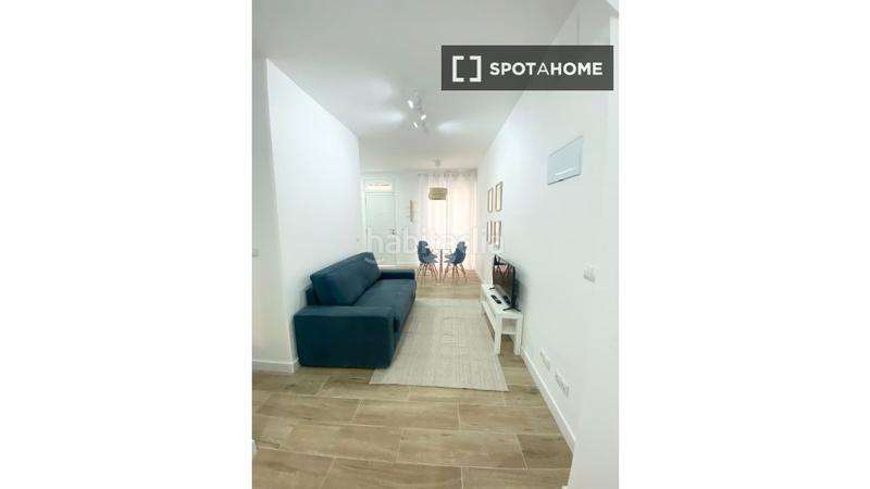Foto d96d28b7-26a5-4f74-958d-ee29f5b012ff. Alquiler piso estudio en alquiler en Almendrales, en Madrid