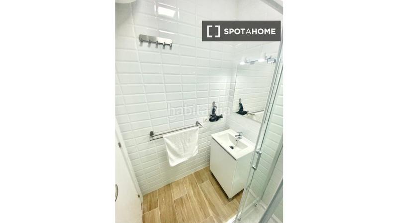 Foto e864b3ba-36ec-48fe-a6ef-c92272569579. Alquiler piso estudio en alquiler en Almendrales, en Madrid