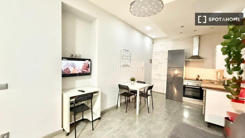 Foto b247e0f9-33ca-4424-82a3-fa8e43a55f37. Alquiler piso estudio en alquiler en Delicias, en Madrid