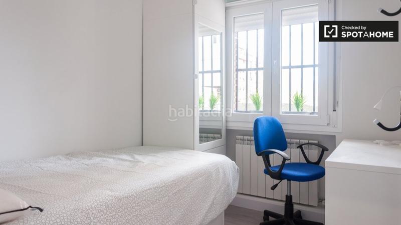 Foto f1620eca-f6f1-4129-bdb5-1fbd4da39308. Alquiler piso apartamento de 3 dormitorios en alquiler en Ciudad Universitaria, en Madrid