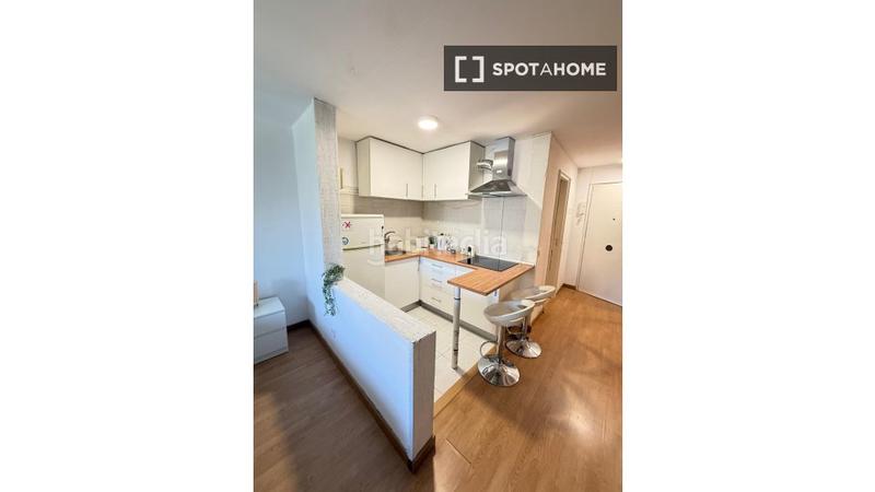 Foto fdbb30c0-fc76-4fbf-86e2-2e13b42d44b2. Lloguer pis amb calefacció a Hispanoamérica-Bernabéu Madrid