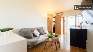 Lloguer Pis a Cuatro Caminos - Azca. Apartamento de 2 dormitorios en alquiler en cuatro caminos, madr
