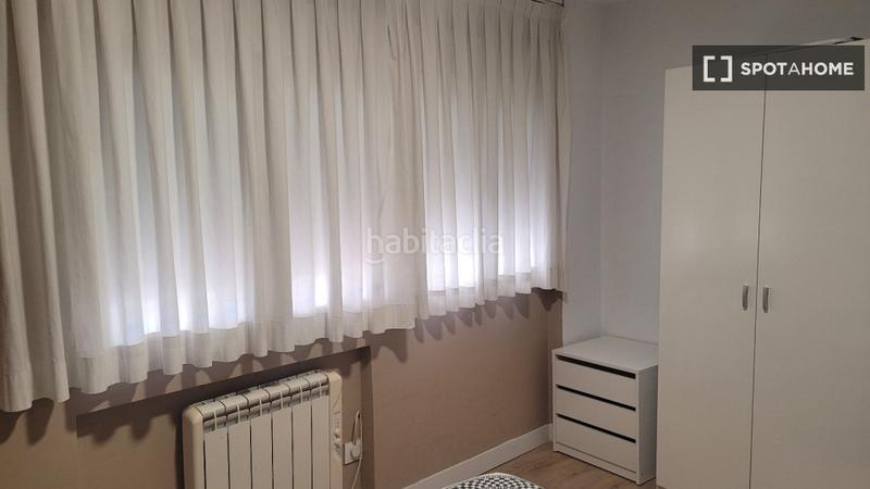 Foto fb256853-9456-4cc7-8dc8-a3cc43edb165. Rent flat with heating in Aravaca Madrid
