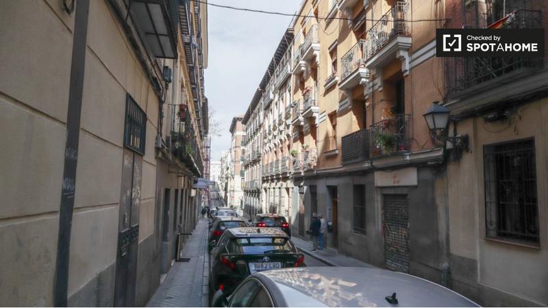 Foto ad9a3205-9abc-413a-bc4b-e05402287a1e. Alquiler piso apartamento de 1 dormitorio en alquiler en Palacio, en Madrid