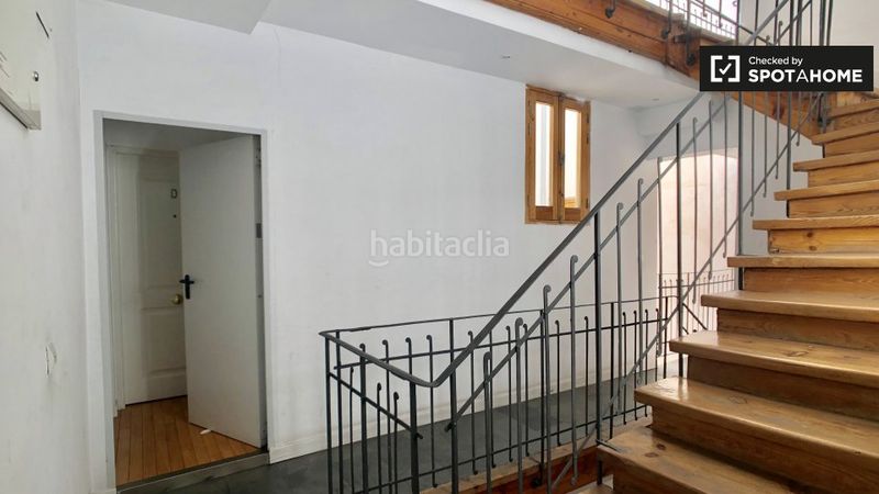 Foto c033e08b-8196-4d9d-9c5a-0f2480c9a290. Rent flat with heating in Puerta del Ángel Madrid
