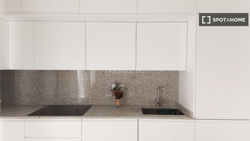 Foto 390fe3dc-2d13-4676-8759-6b899ed27cff. Alquiler piso estudio en alquiler en Numancia, . en Madrid