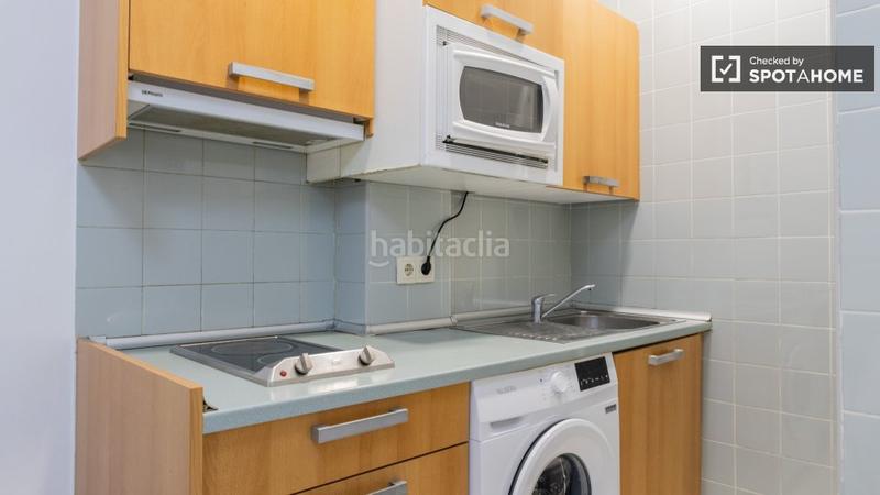Foto 0dcca4da-02fc-41d8-9768-b3f1809659a2. Alquiler piso se alquila piso de 1 dormitorio en cuatro caminos, . en Madrid