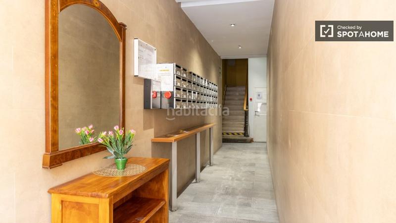 Foto 5eb0accc-b8b2-489c-be0a-f83de876e6f0. Alquiler piso se alquila piso de 1 dormitorio en cuatro caminos, . en Madrid