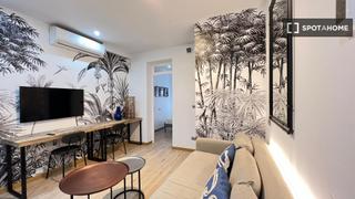 Location Appartement à Fuente del Berro. Se alquila piso de 3 dormitorios en fuente del berro.