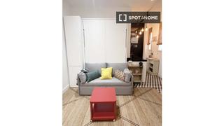 Miete Etagenwohnung in Justicia-Chueca. Estudio en alquiler en justicia, madrid