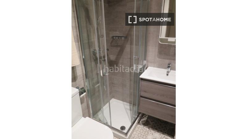 Foto 99f05426-fb17-4602-a251-16701bf98256. Alquiler piso estudio en alquiler en embajadores, en Madrid