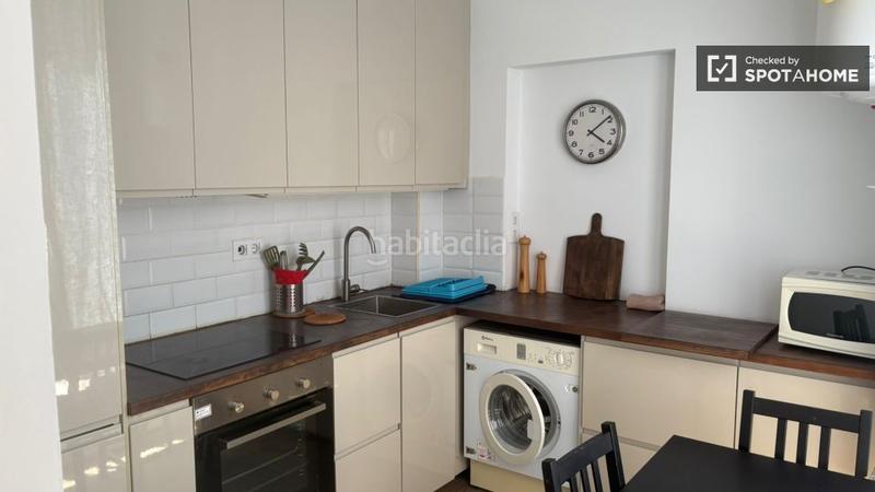 Foto bf55c524-a174-42ba-9a1f-d44f717206f2. Alquiler piso  de 3 dormitorios en alquiler en Bellas Vistas, . en Madrid
