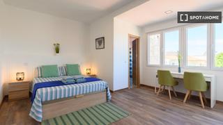 Rent Flat in Tres Olivos-Valverde. Piso en alquiler de 3 habitaciones en valverde, madrid