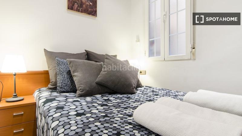 Foto 0c84ce20-844c-4fd1-94c5-7bf7bc9a1964. Alquiler piso estudio en alquiler en Sol, en Sol Madrid