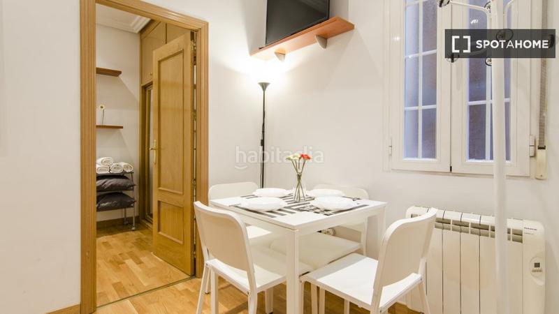 Foto 44ff91f9-d88b-40bc-bfd6-be57e8760188. Alquiler piso estudio en alquiler en Sol, en Sol Madrid