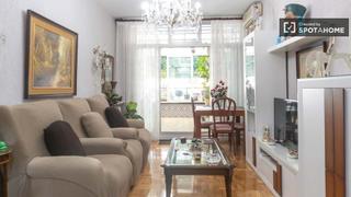 Miete Etagenwohnung in Pacífico. Apartamento de 3 dormitorios en alquiler en pacífico, madrid