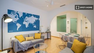 Miete Etagenwohnung in Palacio. Piso de 2 habitaciones en alquiler en palacio, madrid